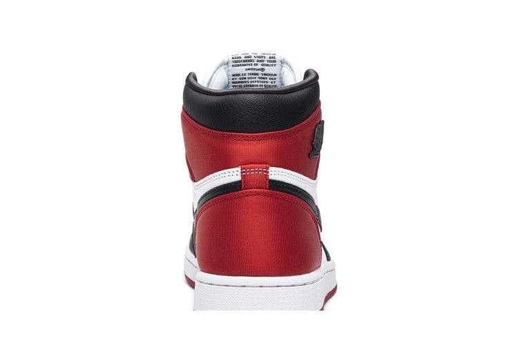 Wmns Air Jordan 1 Retro High Satin Black Toe