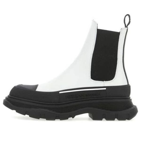 Alexander McQueen Wmns Tread Slick Boot 'White Black'