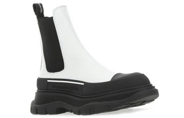 Alexander McQueen Wmns Tread Slick Boot 'White Black'