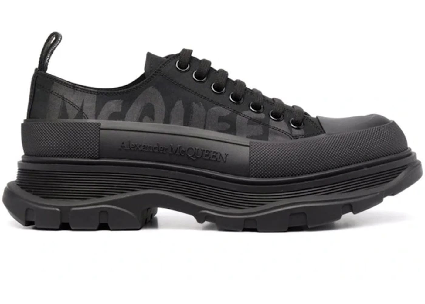 Alexander Mcqueen Tread Slick Low Lace Up Black