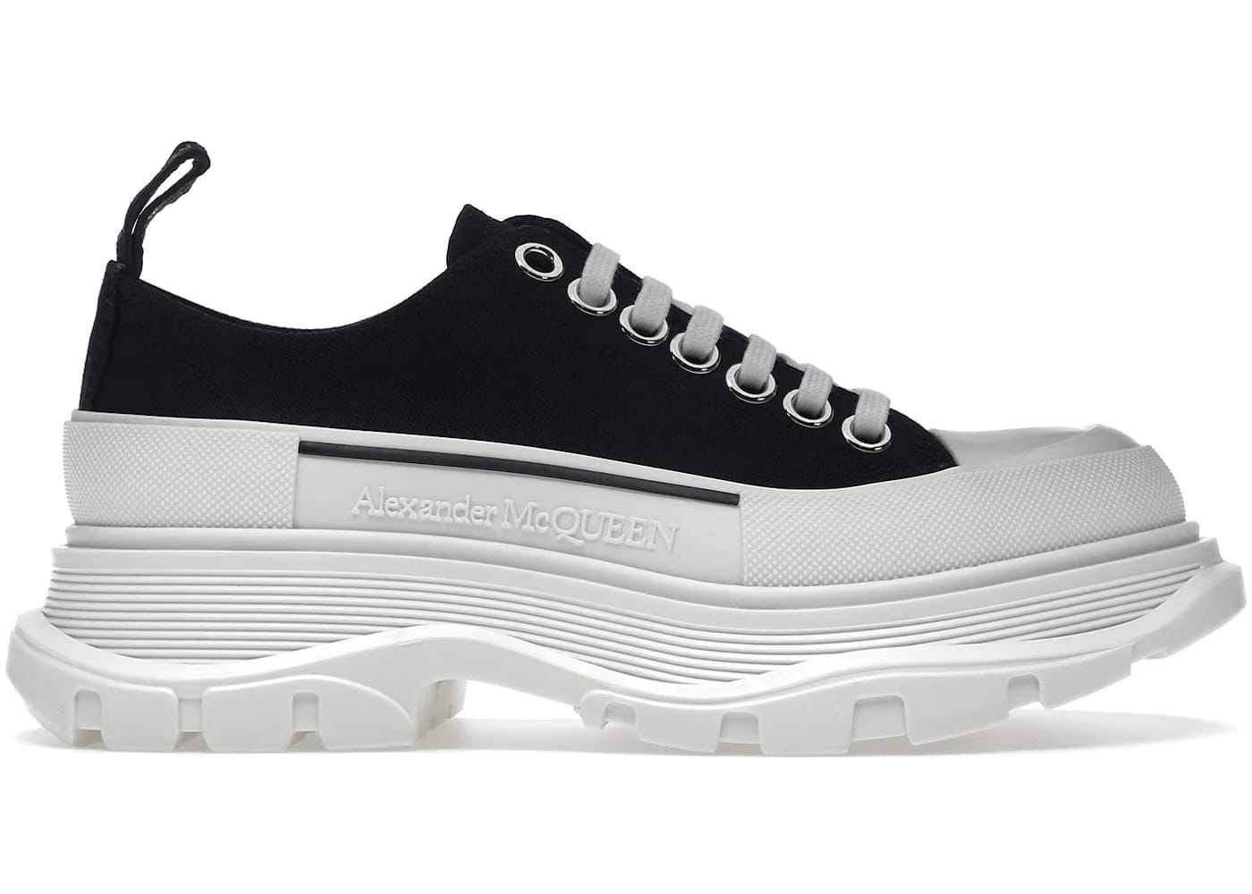 Alexander Mcqueen Tread Slick Low Lace Up Black White (Women'S)