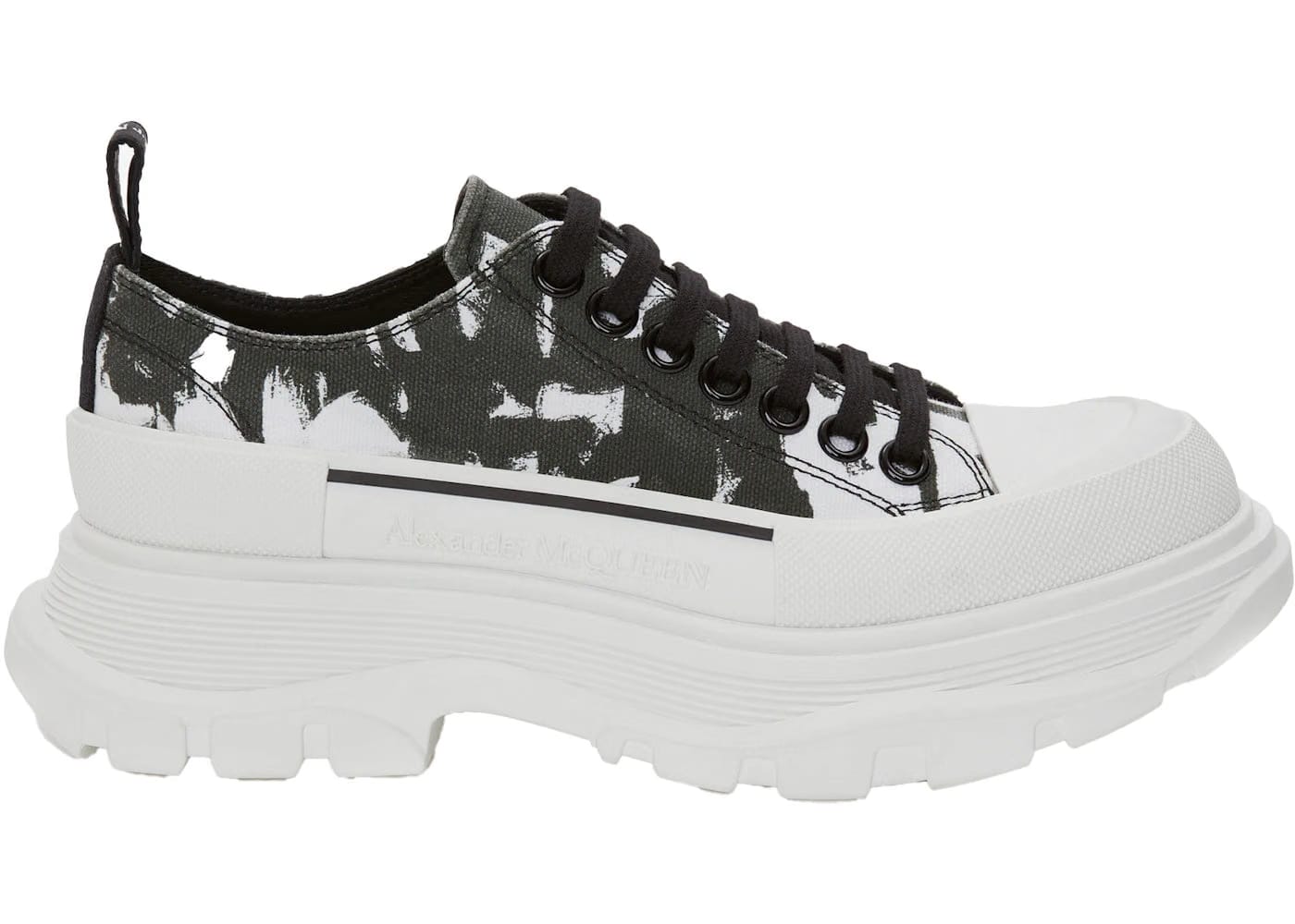 Alexander McQueen Wmns Tread Slick Low Lace Up 'Graffiti Logo - Black'