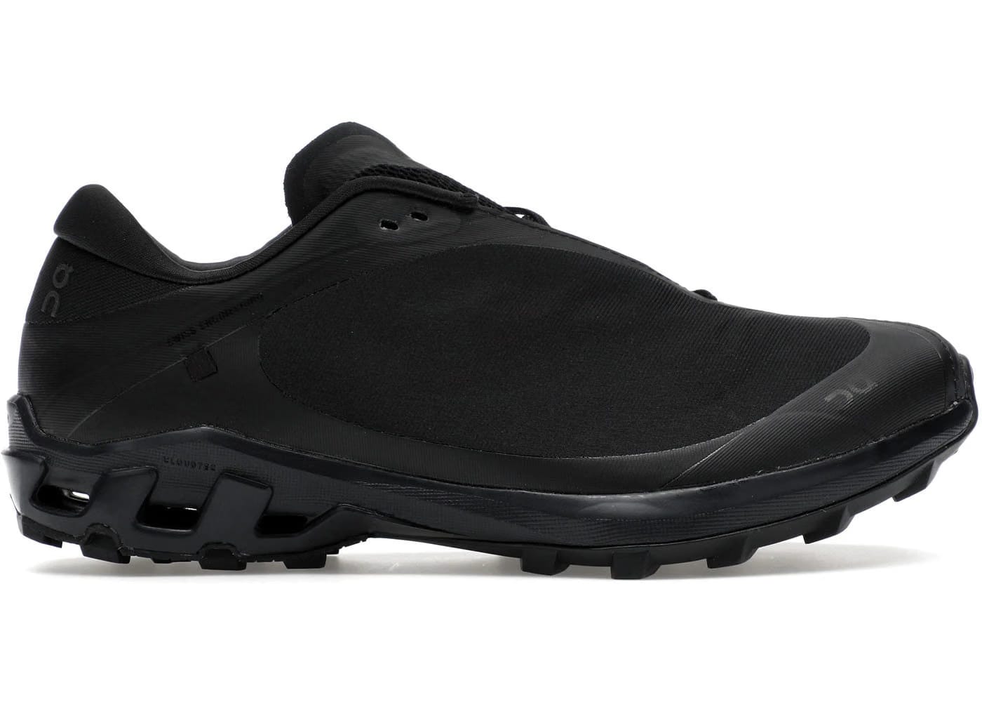 On Running Cloudventure Peak Post Archive Faction Black Magnet Womens