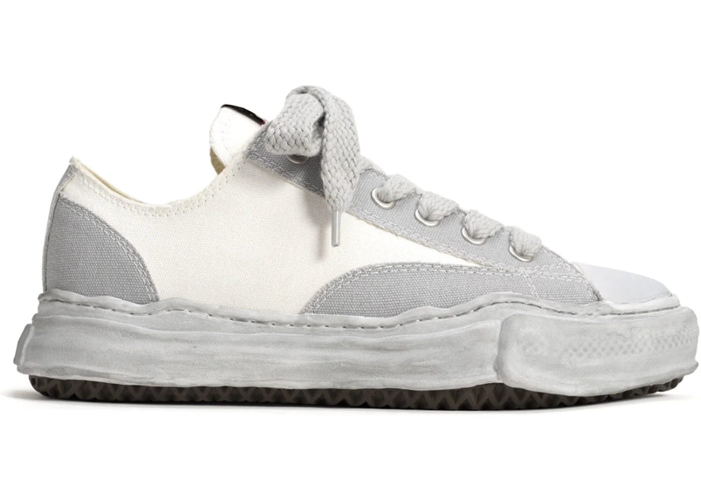Maison Mihara Yasuhiro Peterson Od Og Sole Low White