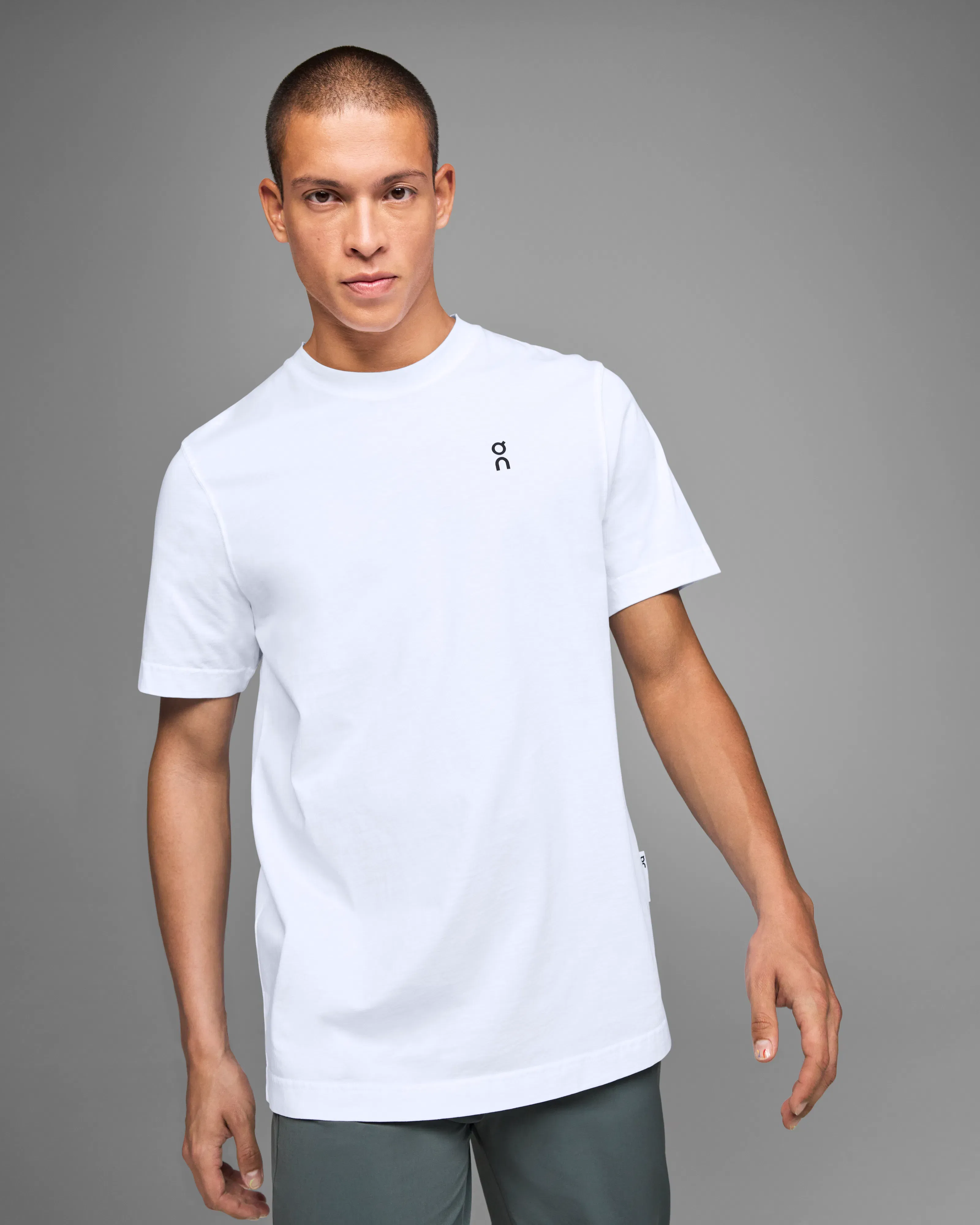 On Graphic-T White