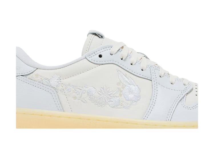 Air Jordan 1 Retro Low OG Rabbit Floral Swoosh
