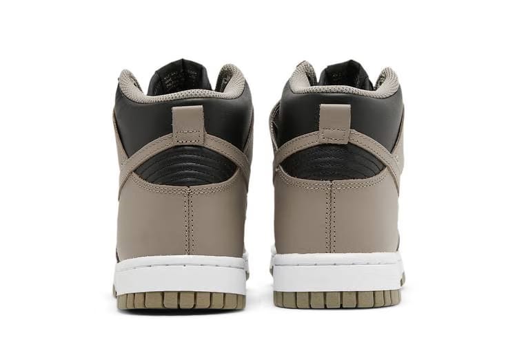 Wmns Dunk High Moon Fossil