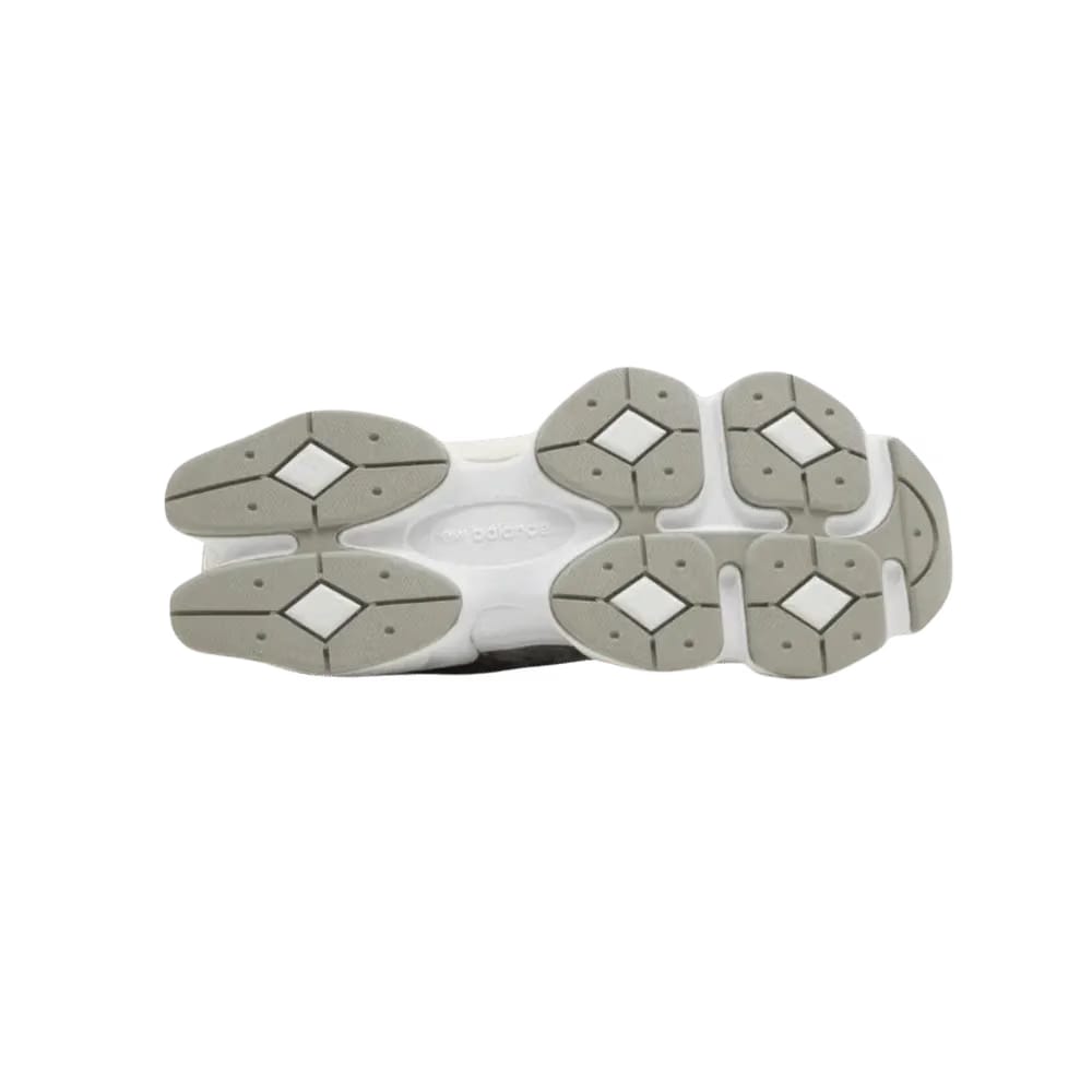 9060 Grey White