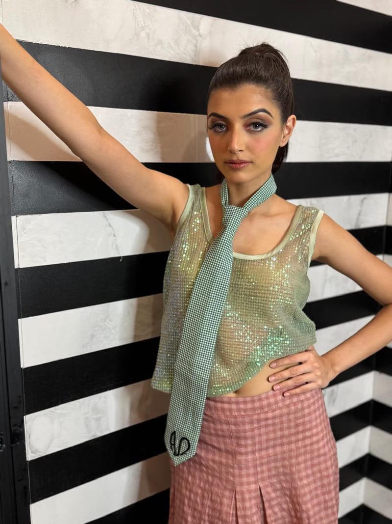 GLITCH TOP
