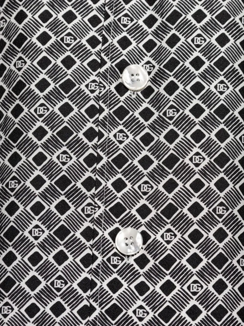 geometric-pattern shirt