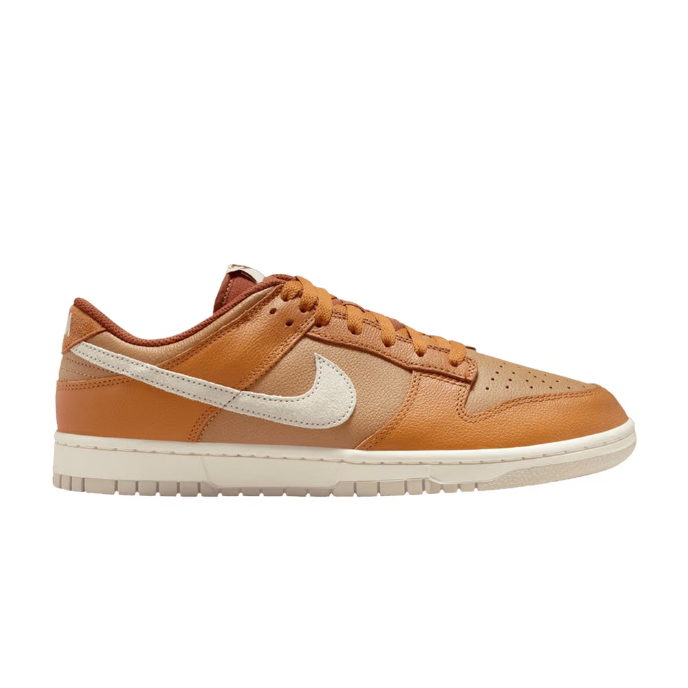 Dunk Low SE Monarch