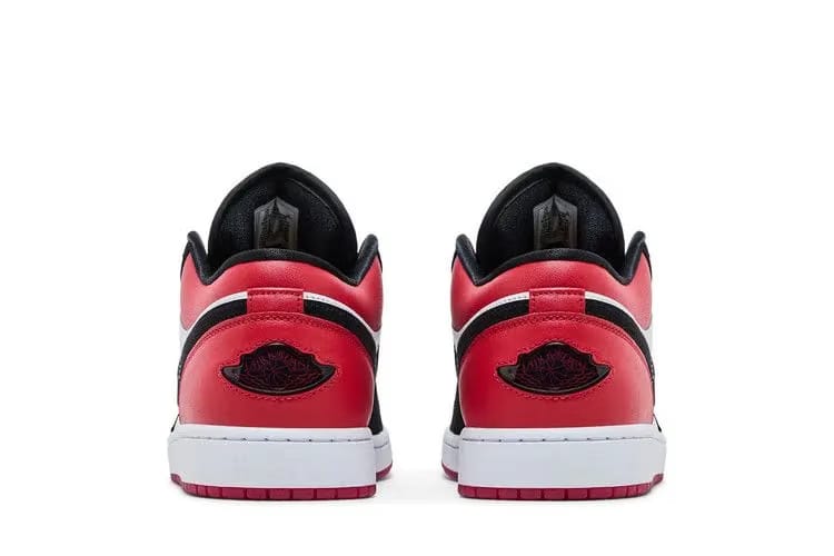 Air Jordan 1 Low SE Black Toe 2025