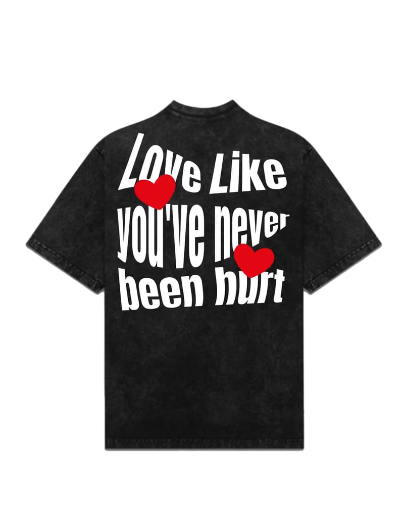 NEVER BEEN HURT OVERSIZED TEE