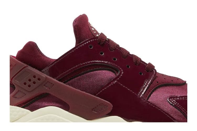 Wmns Air Huarache 'Dark Beetroot'