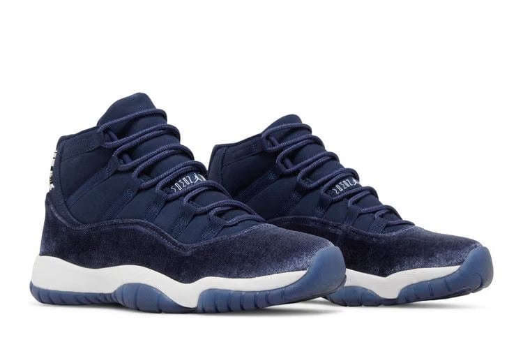 Wmns Air Jordan 11 Retro Midnight NavyMetallic SilverWhite