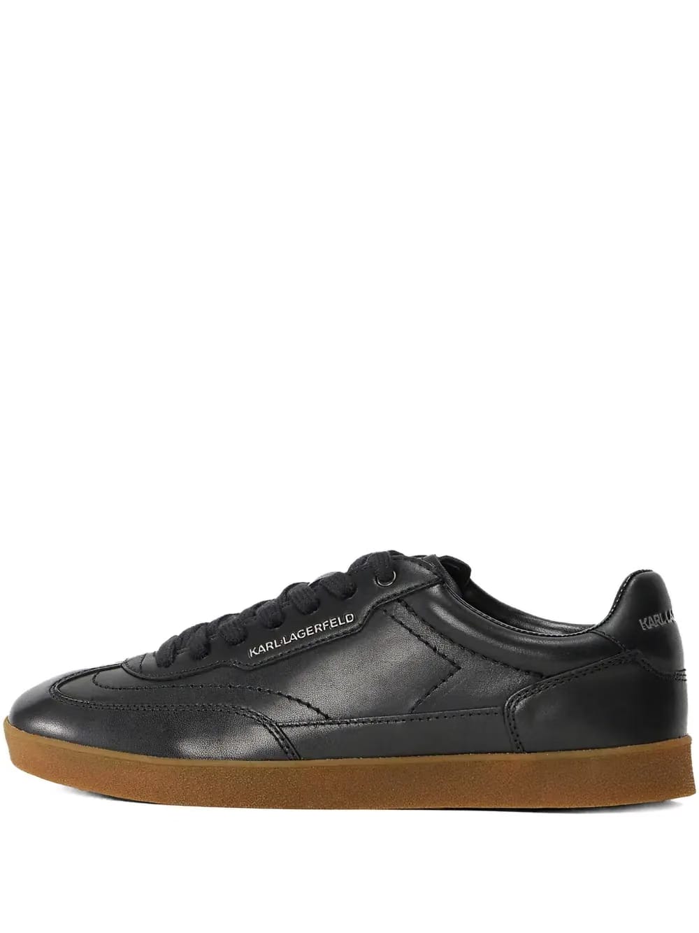 Kandidate sneakers