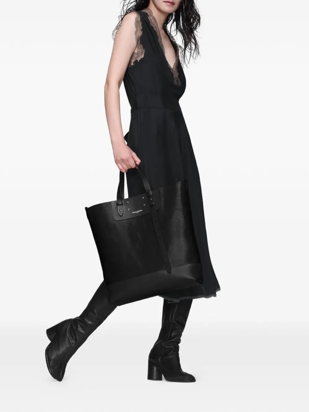 belt-detail tote bag