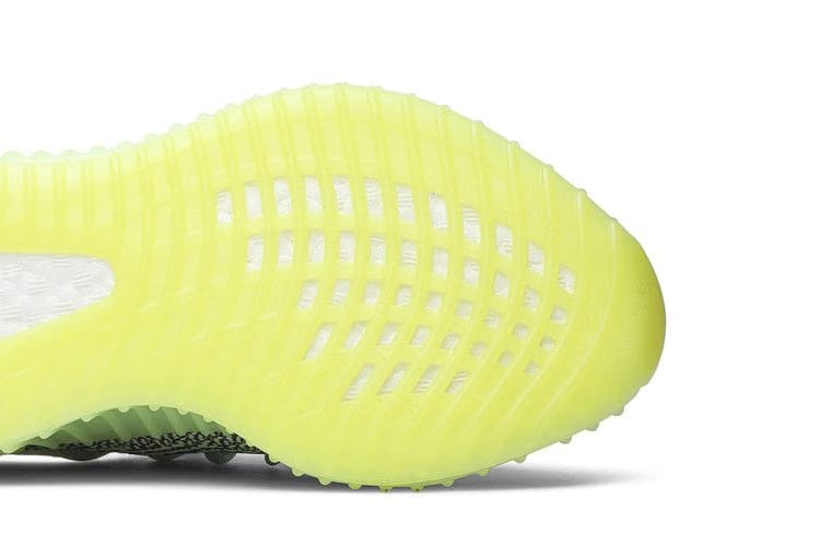YEEZY BOOST 350 V2 REFLECTIVE Yeezreel