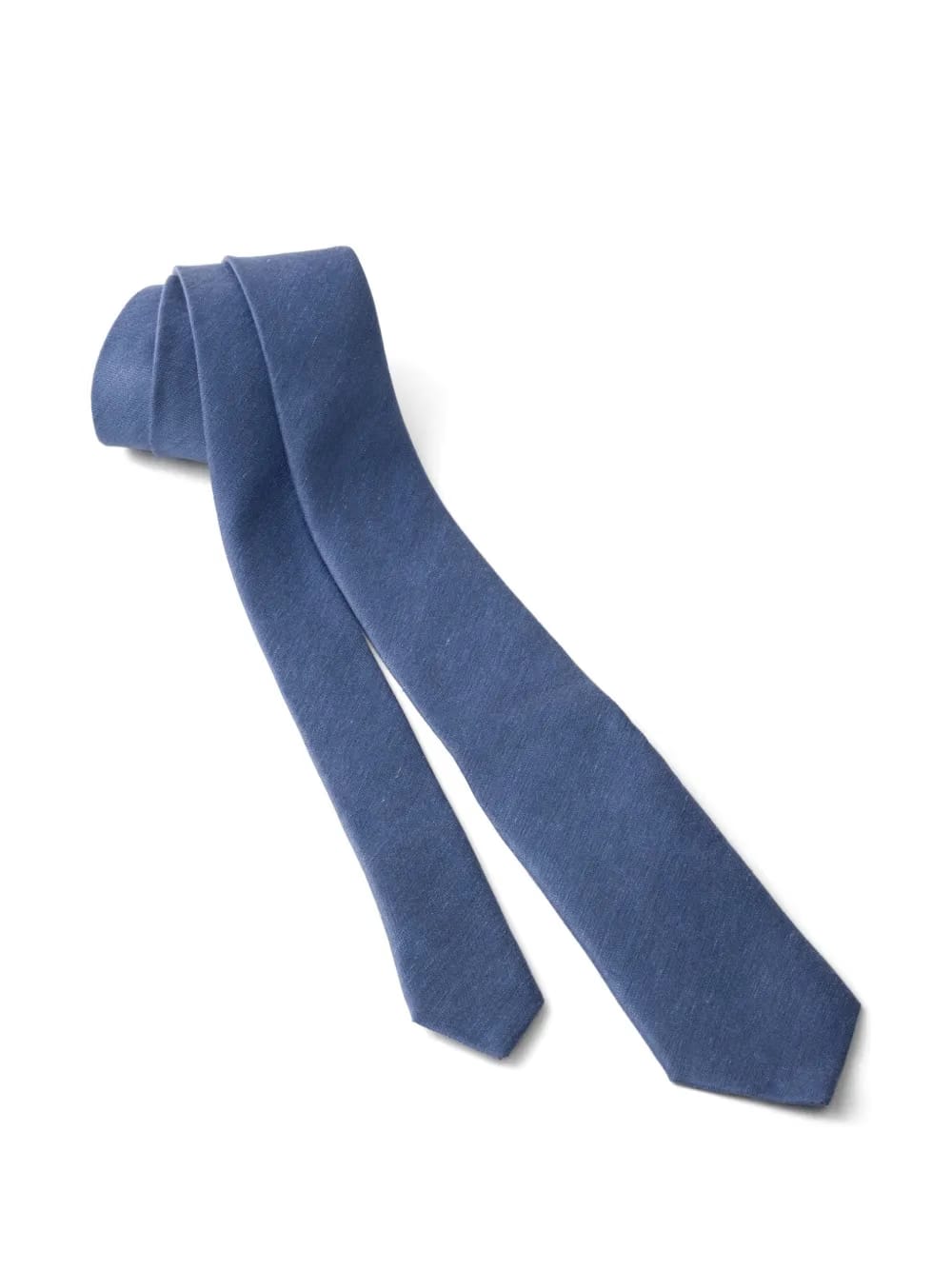 pointed-tip tie
