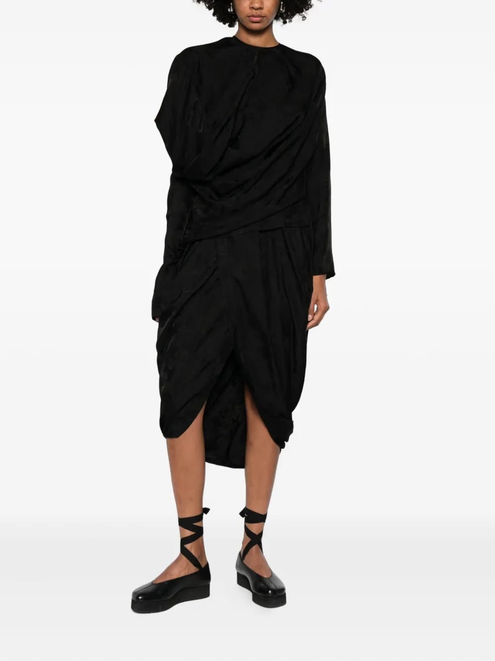 asymmetric skirt