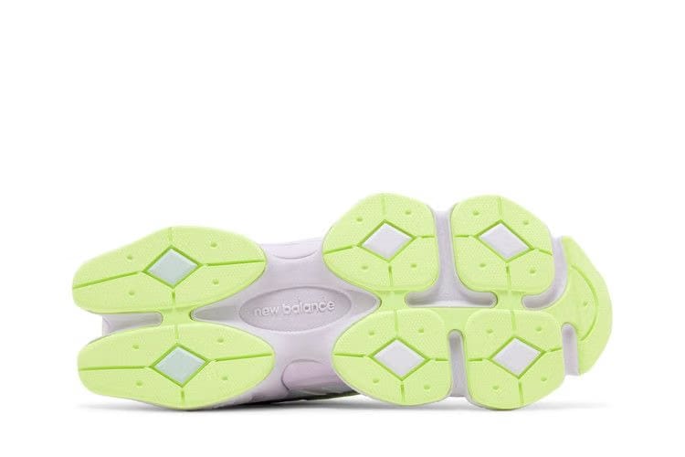 9060 White Taro