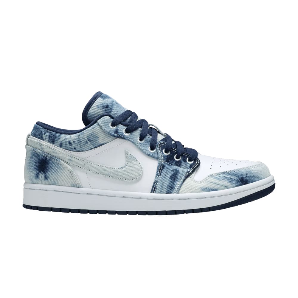 Jordan 1 Low SE Light Denim