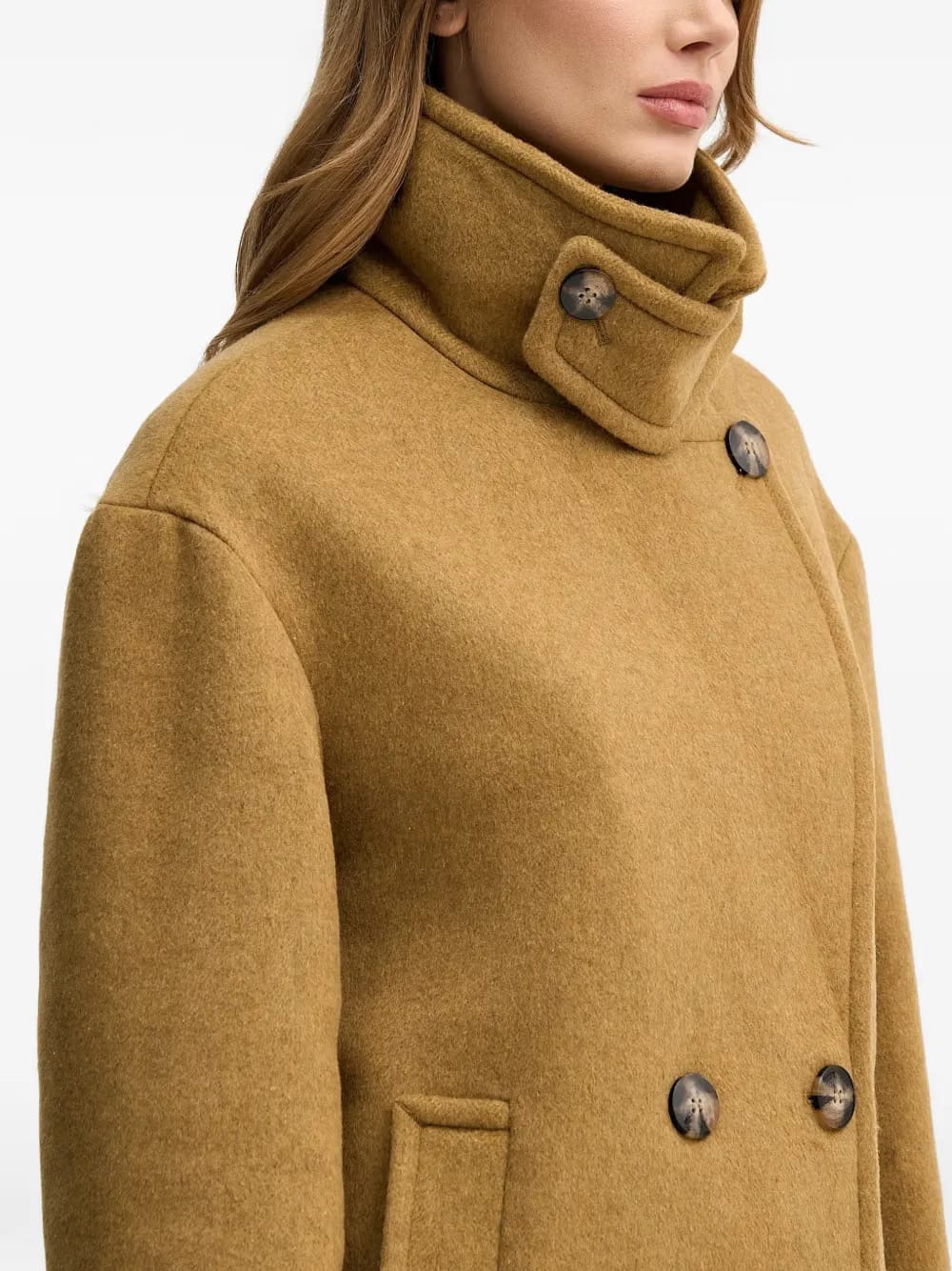 buttoned V-neck jacket