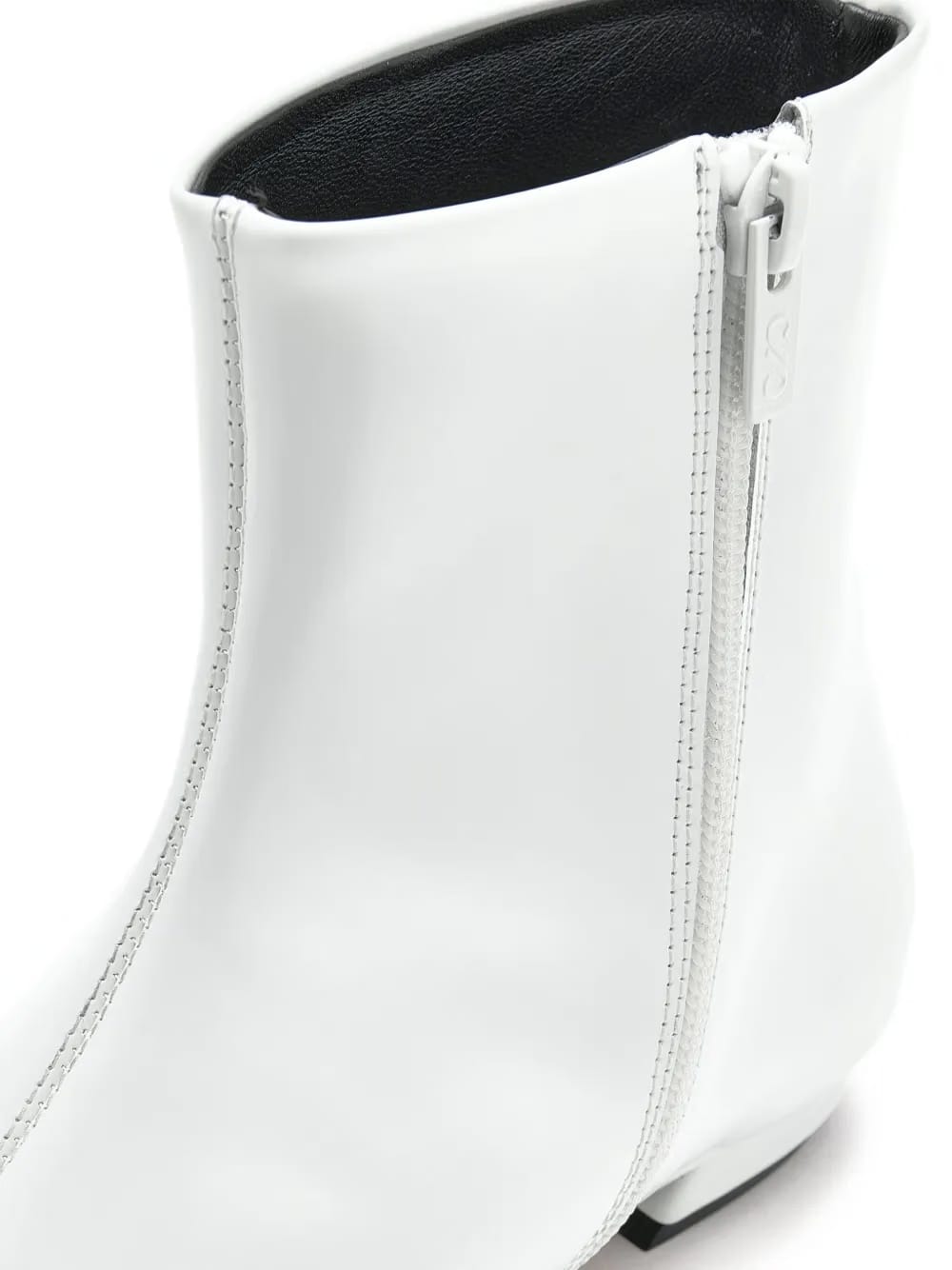 Trap ankle boots