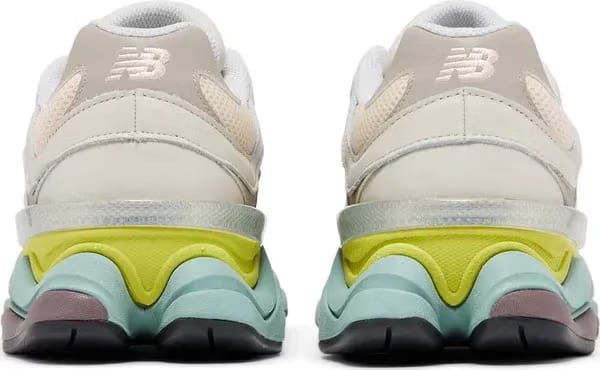 New Balance 9060 Moonbeam Vintage Rose