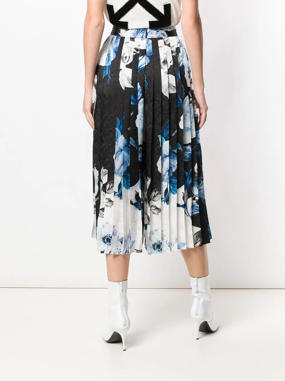 printed pleated skirt