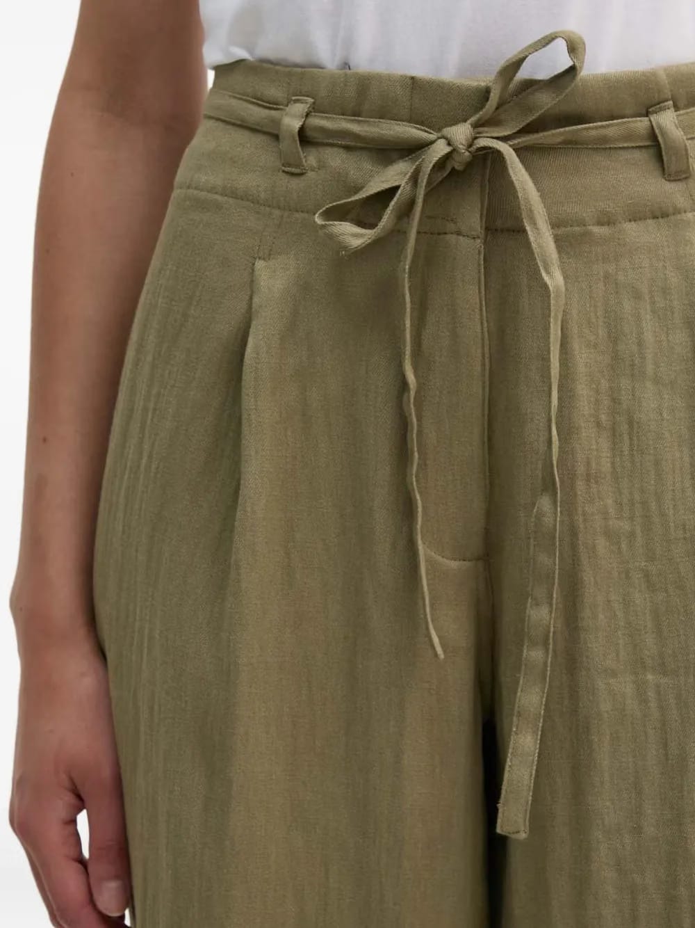 tie-waist pleated trousers