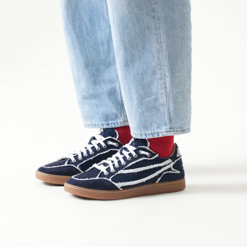 Gully Number 001 - Baaz Leila Navy