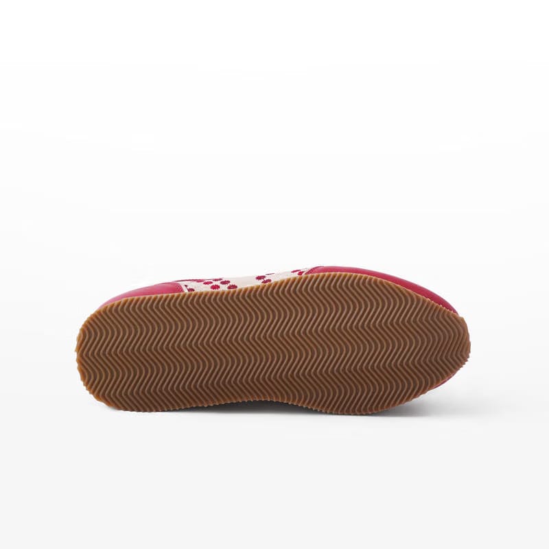 Gully Number 002 - 1980 Wizard Red
