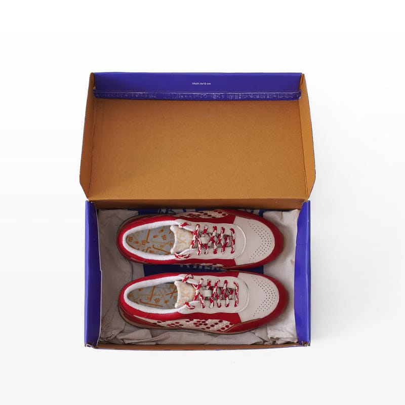 Gully Number 002 - 1980 Wizard Red