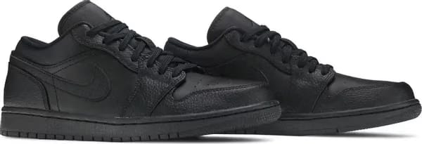 Air Jordan 1 Low Triple Black