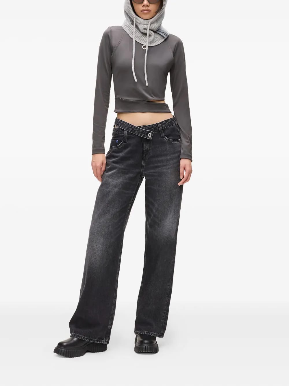 Cutout waist relaxed jeans