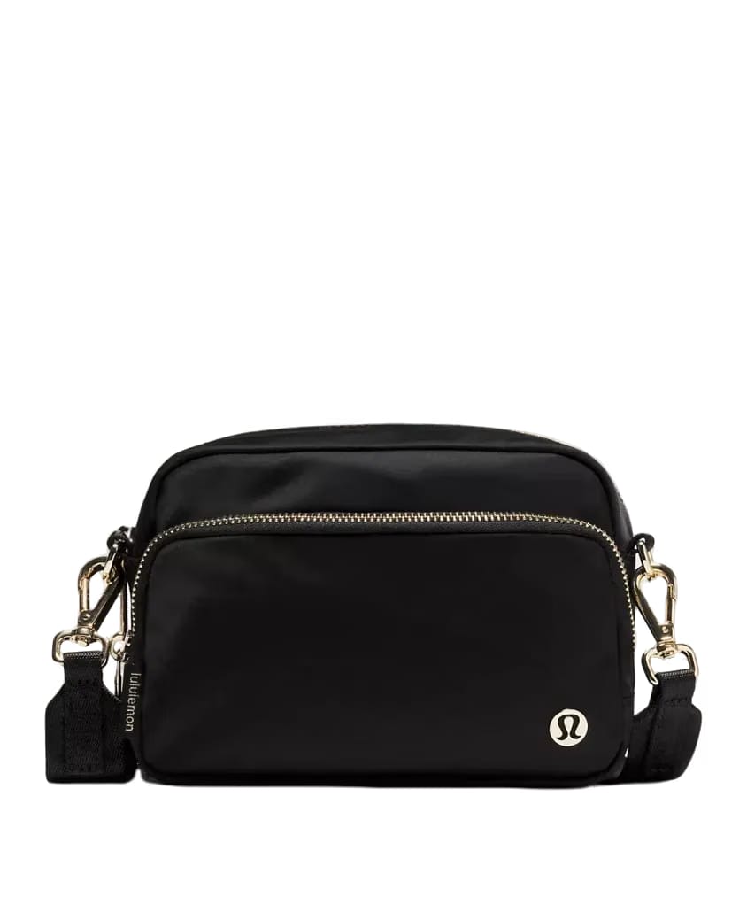 Lululemon Everywhere Crossbody Bag 2L Metal Hardwar Black/Golde