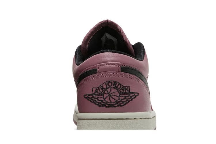 Wmns Air Jordan 1 Low Se Light Purple
