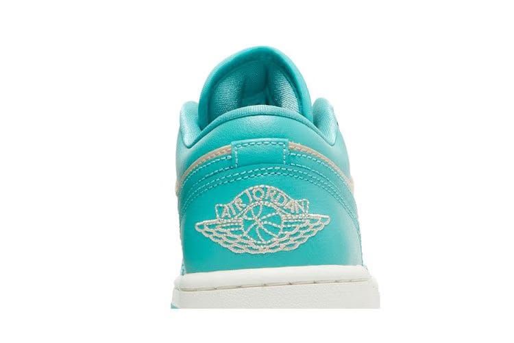 Wmns Air Jordan 1 Low Tropical Teal Sandy Beige