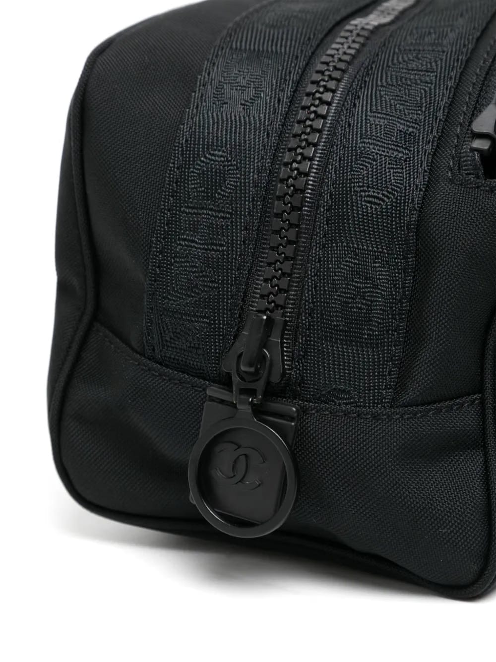Sports line cosmetic pouch