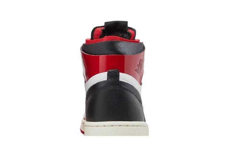 Wmns Air Jordan 1 Zoom Comfort Bulls