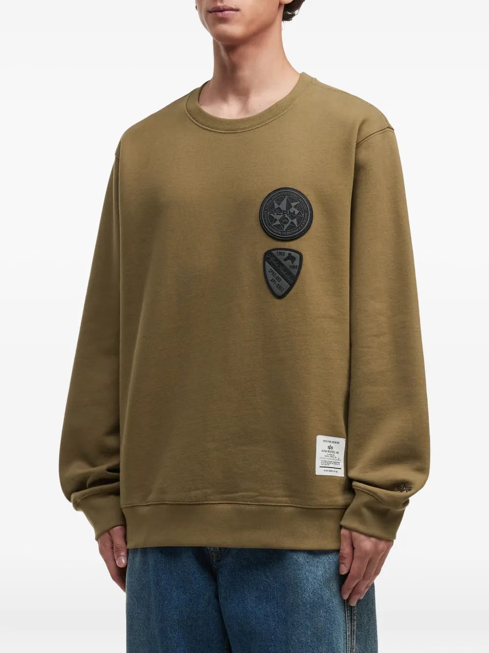 patch-pocket crew-neck sweatshirt