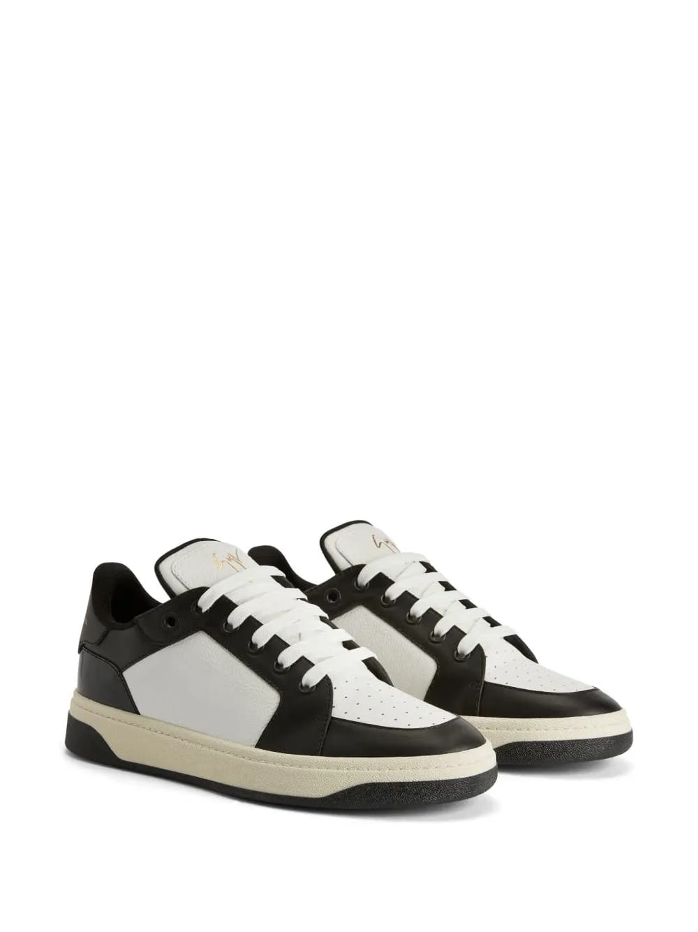 GZ94 sneakers