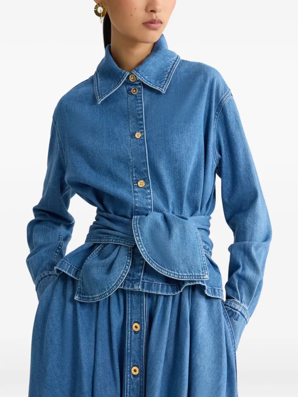 knot blue shirt