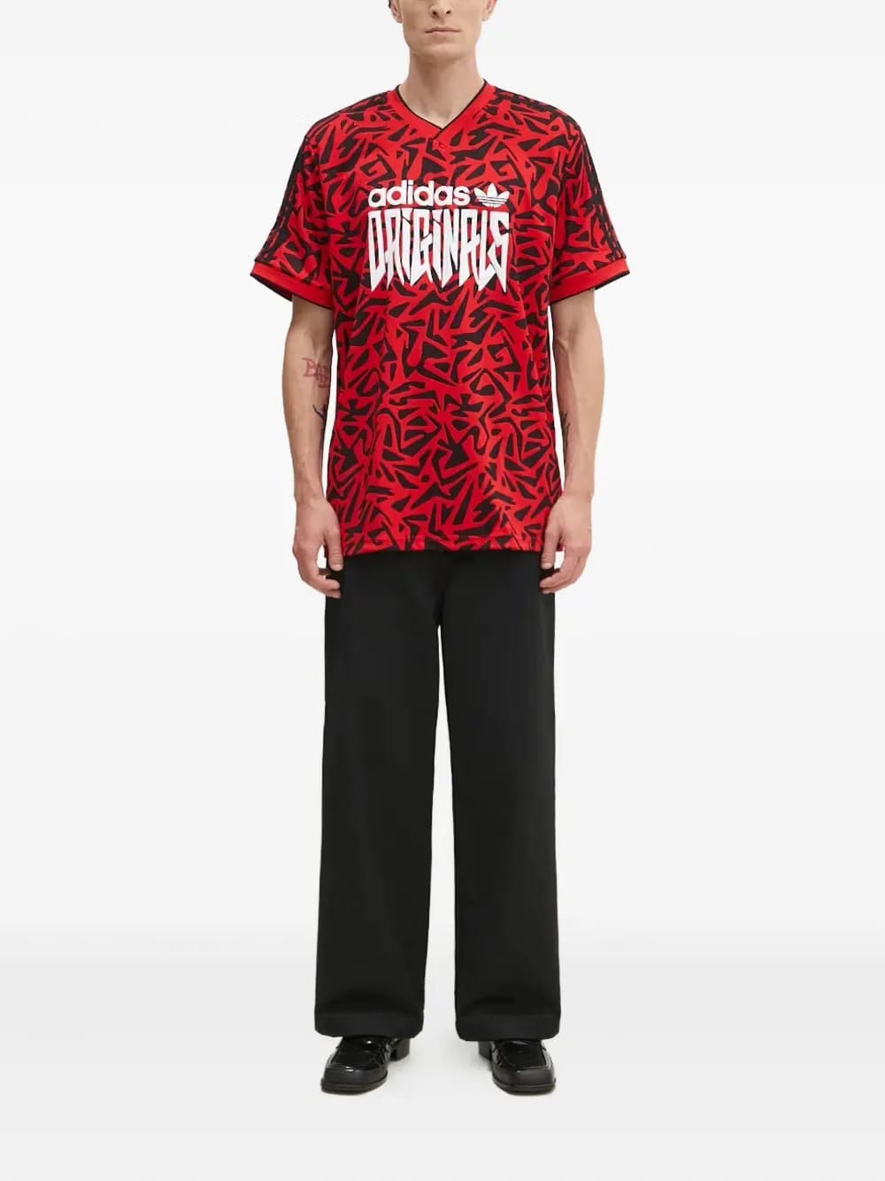 abstract-print V-neck T-Shirt