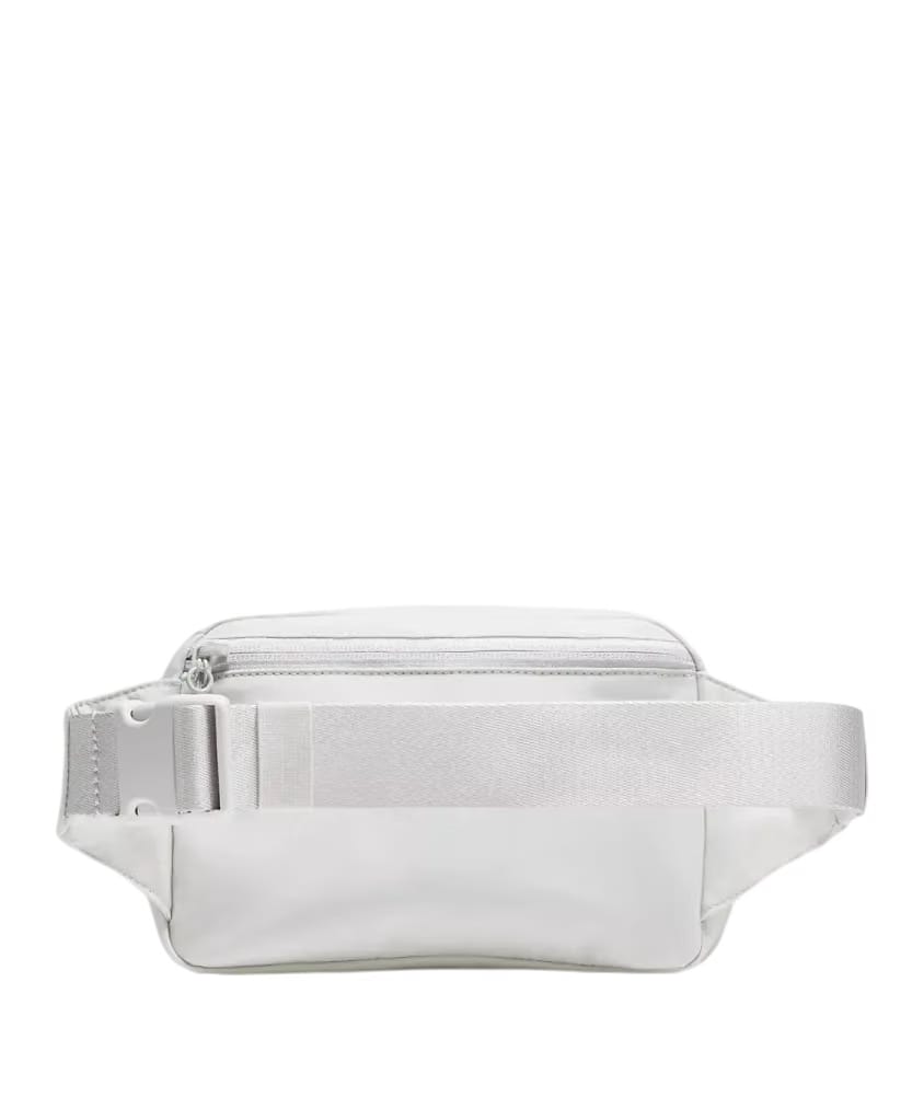 Lululemon Everywhere Belt Bag Large 2L Vapor