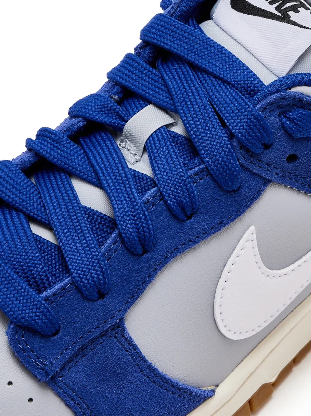 Dunk low panelled sneakers