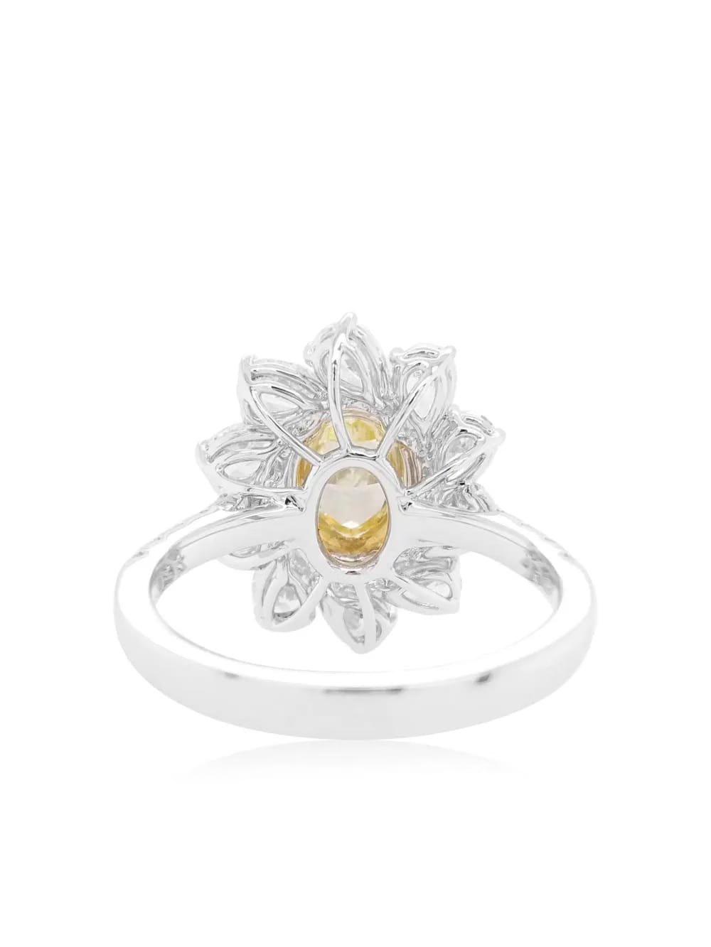 18kt white gold yellow diamond ring