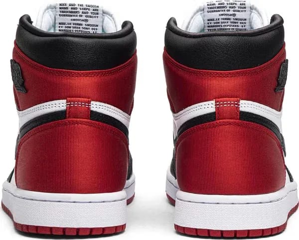 Air Jordan 1 Retro High Satin Black Toe