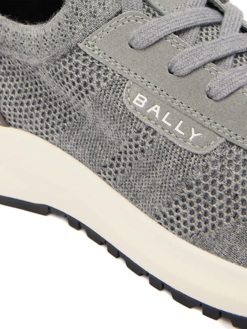 Outline sneakers
